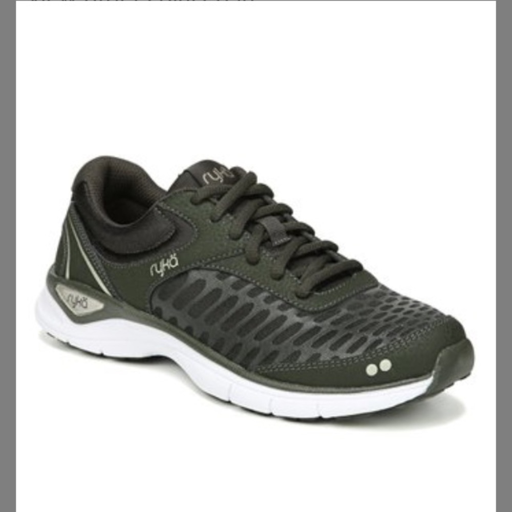 Olive and black Rÿka tennis shoes